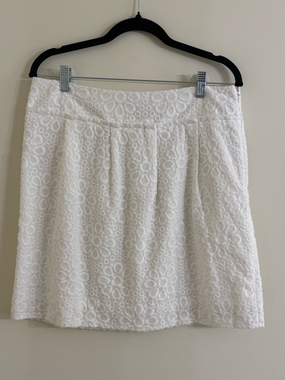 Ann Taylor LOFT Feminine White Cotton A-Line Mini Skirt Size 8